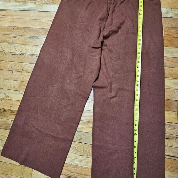 Abbott Elementary 2 pc Pants Set - Picture 6 of 13